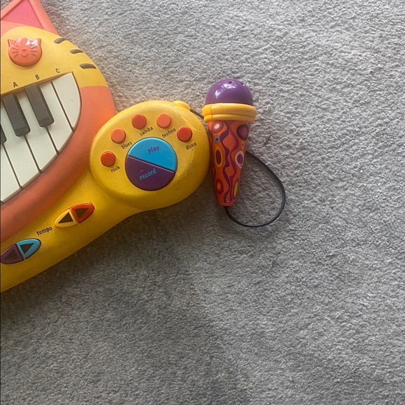 B. Toys Meowsic Interactive Cat Piano with Retractable Microphone (discontinued) - Picture 3 of 3